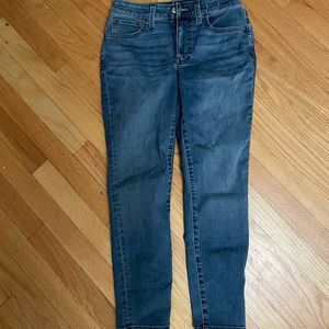 NWOT Madewell Roadtripper Jeans 27P